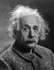 Albert Einstein, un des scientifiques à l'origine de la théorie du Trou de ver